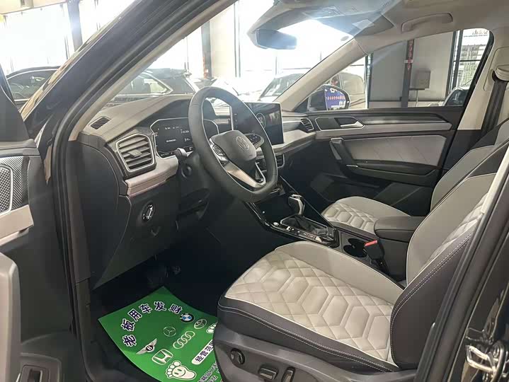 Volkswagen Tayron 2024 2024款 300TSI 两驱豪华Plus进阶版