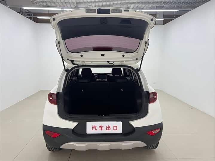 Kia KX1 2021 2021款 1.4L CVT趣享版