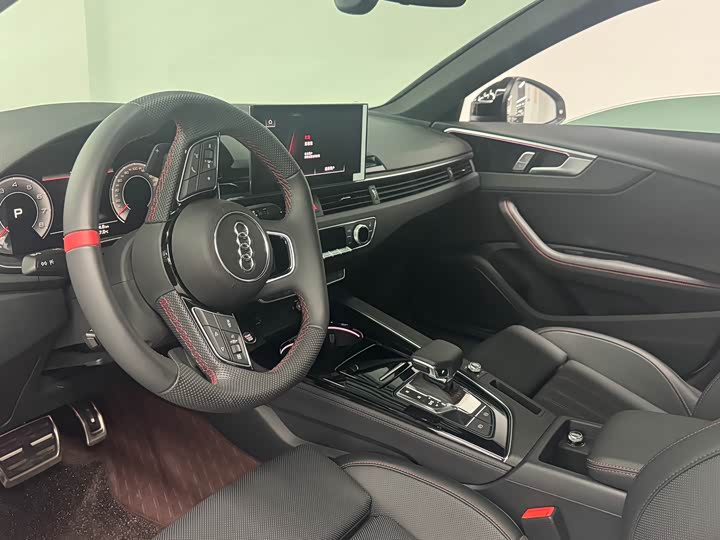 2025 Audi A4L