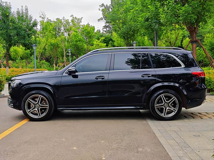 Mercedes-Benz GLS-Class 2022 2022款 改款二 GLS 450 4MATIC 时尚型