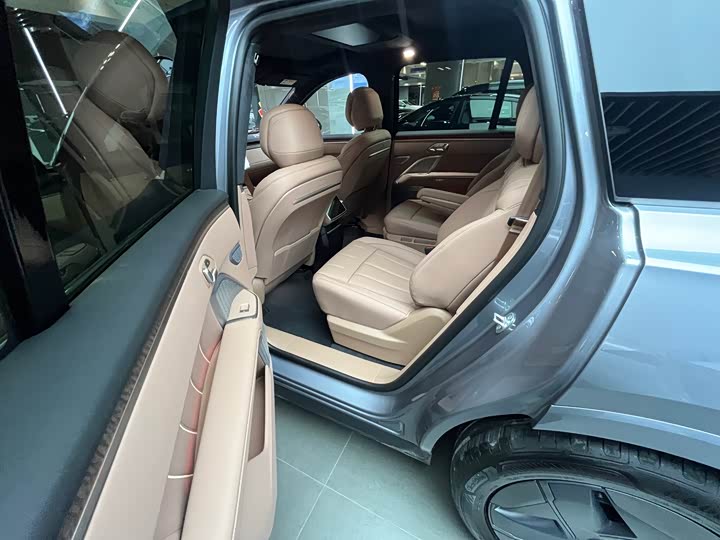 Nio Onvo L90 2025 2025款 Ultra 六座版