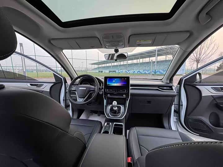 Фото 9 - Haval M6