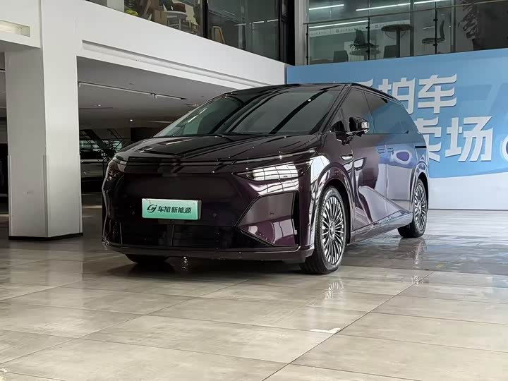 2026 XPeng X9