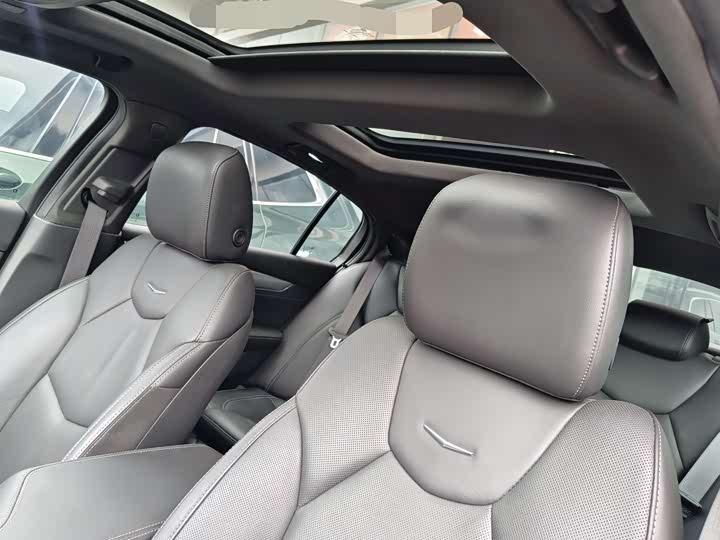Фото 4 - Cadillac CT5