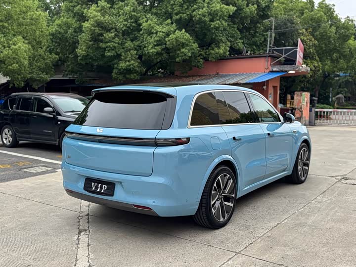 Zdjęcie 4 - LiXiang L8