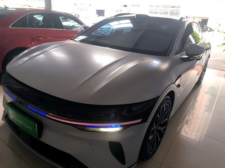 Photo 1 - Zeekr 007 GT