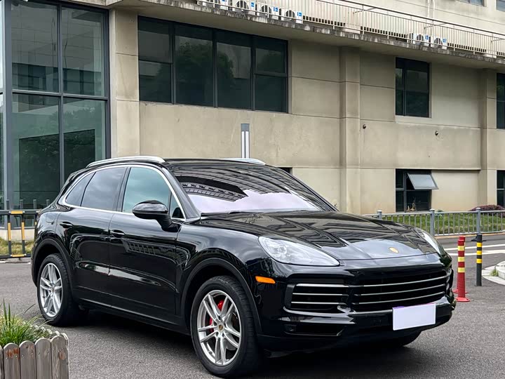 Фото 3 - Porsche Cayenne