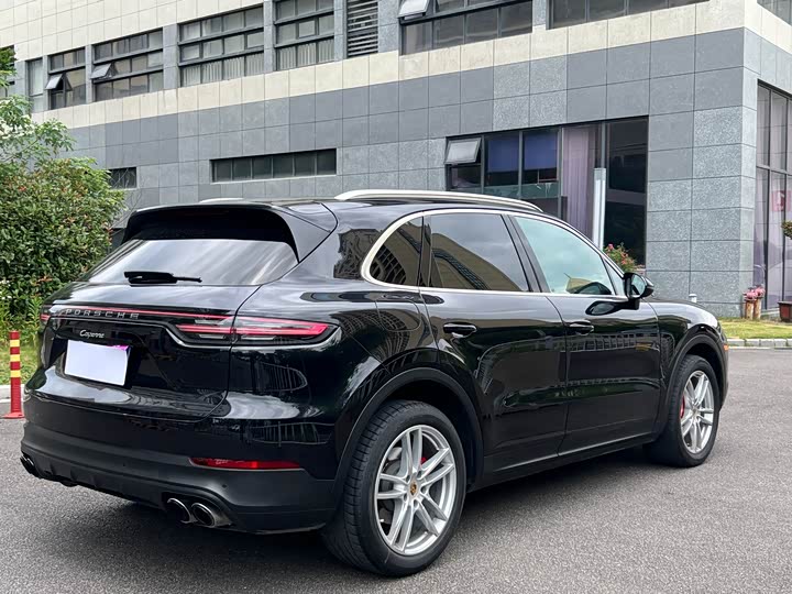 Фото 6 - Porsche Cayenne