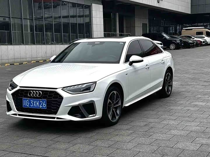 Zdjęcie 1 - Audi A4L