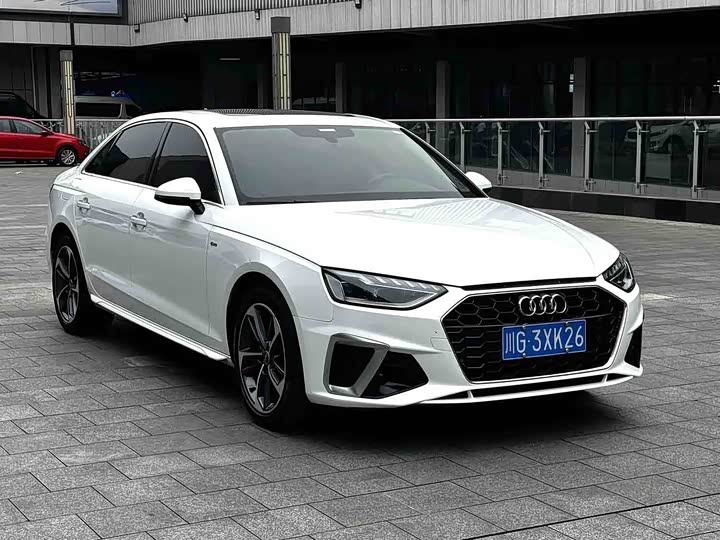 Zdjęcie 3 - Audi A4L