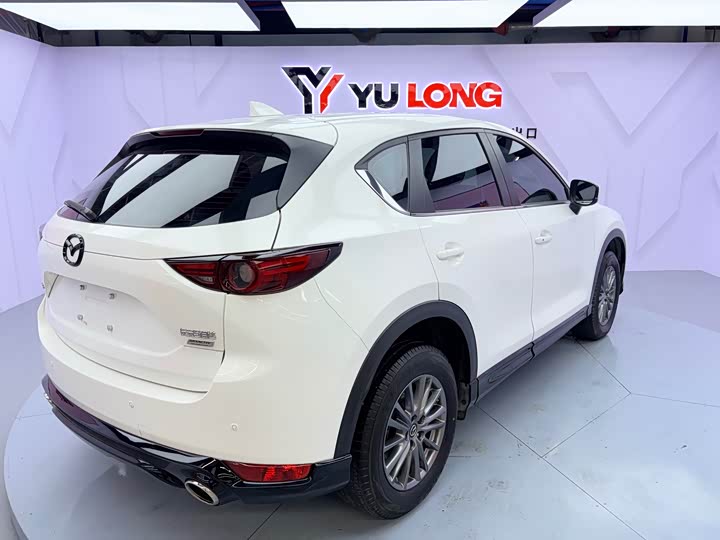 Zdjęcie 9 - Mazda CX-5