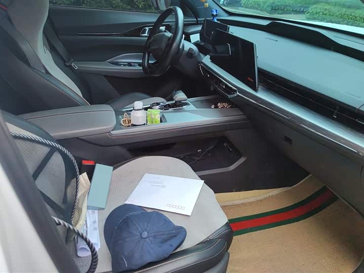 Фото 8 - Changan Oshan Z6 Hybrid