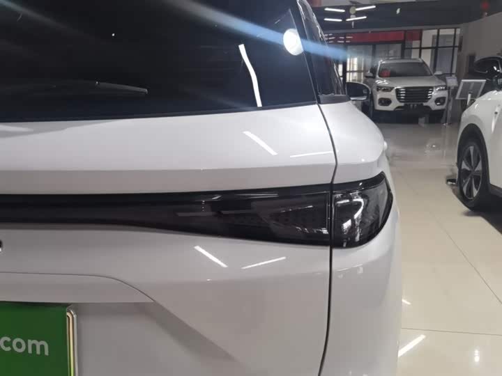 BYD Sea Lion 05 DM-i Hybrid 2025 2025款 DM-i 115KM尊荣型