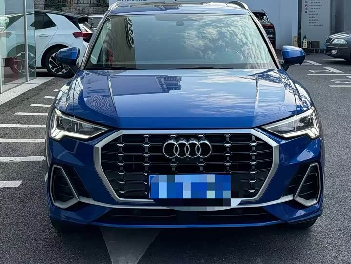 Zdjęcie 2 - Audi Q3