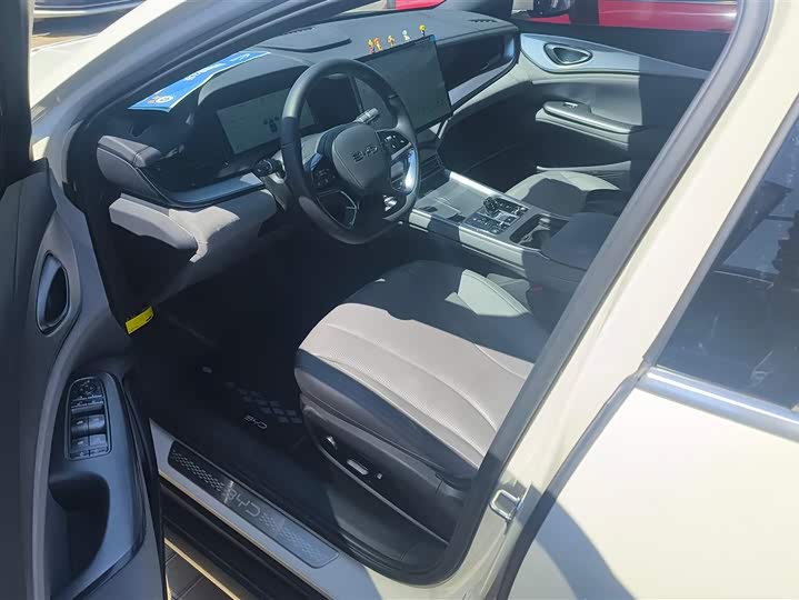 BYD Seal 07 DM-i Hybrid 2025 2025款 DM-i 1.5L 125km 豪华型