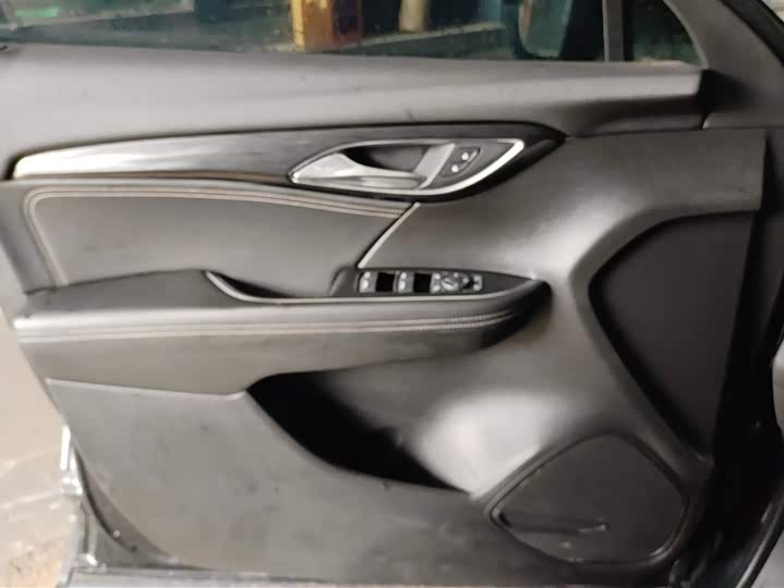Zdjęcie 7 - Buick Envision Plus