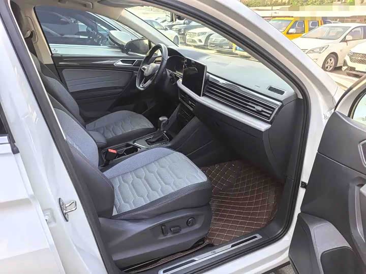 Volkswagen Tiguan X 2022 2022款 330TSI 两驱旗舰版