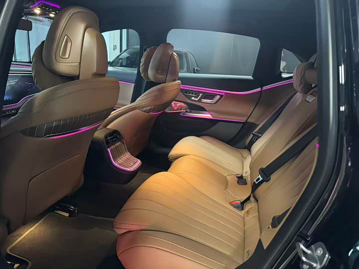 Mercedes-Benz E-Class 2026 2026款 E 300 L 豪华型
