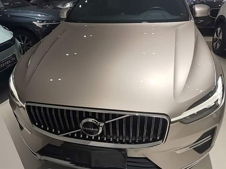 Фото 3 - Volvo XC60