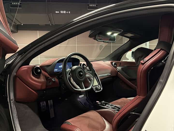 McLaren GT 2023 2023款 4.0T 标准型