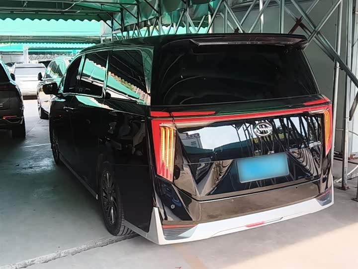 Фото 5 - GAC Trumpchi M8