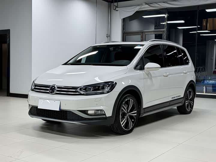2022 Volkswagen Touran L