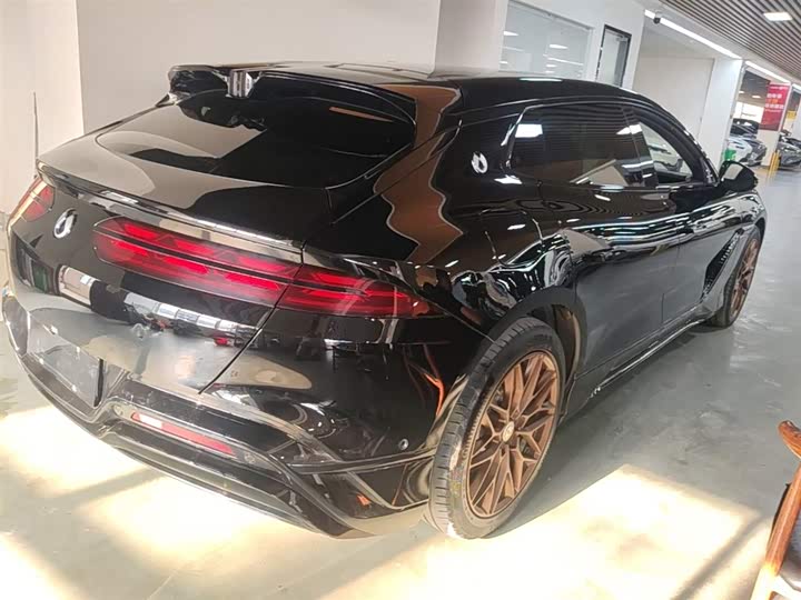 2024 Denza Z9GT