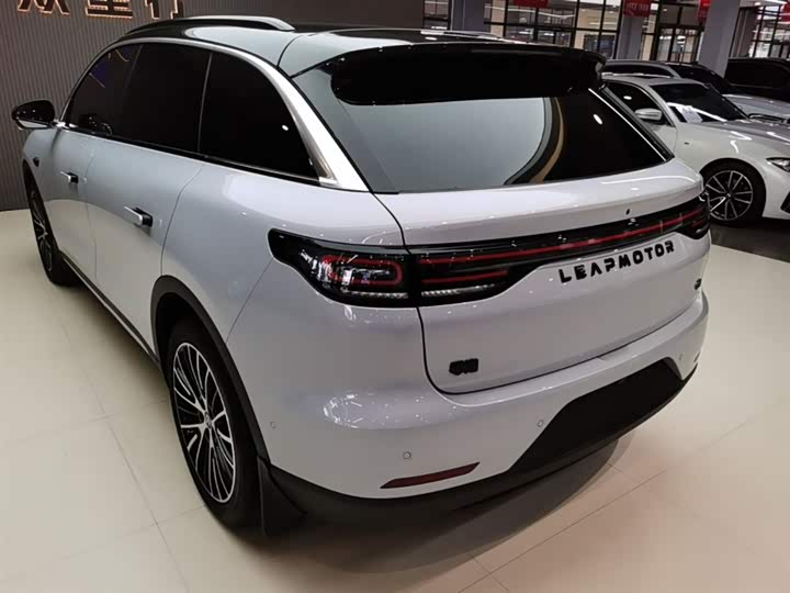 2026 Leapmotor C11