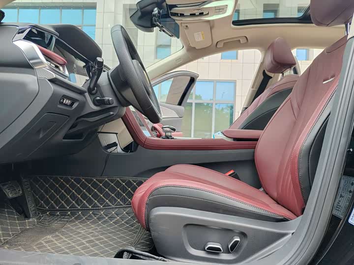 Фото 5 - Hongqi H5