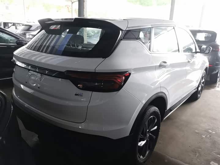 Geely Coolray 2025 2025款 1.5L CVT 超能