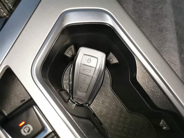 Geely Coolray 2025 2025款 1.5L CVT 超能