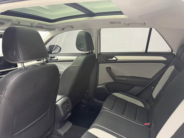 Volkswagen T-Roc 2023 2023款 280TSI DSG两驱时光版
