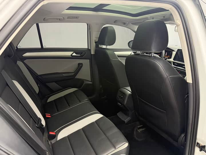 Volkswagen T-Roc 2023 2023款 280TSI DSG两驱时光版
