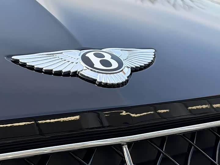 Bentley Bentayga 2024 2024款 4.0T V8 长轴距版