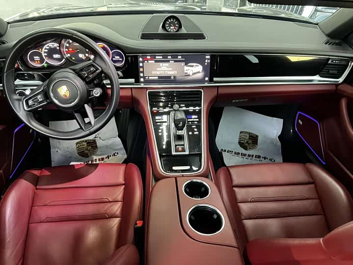 Фото 5 - Porsche Panamera