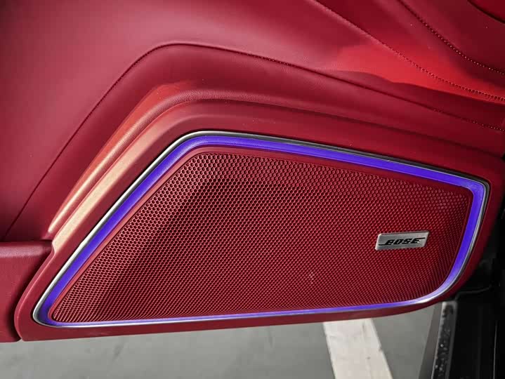 Фото 7 - Porsche Panamera