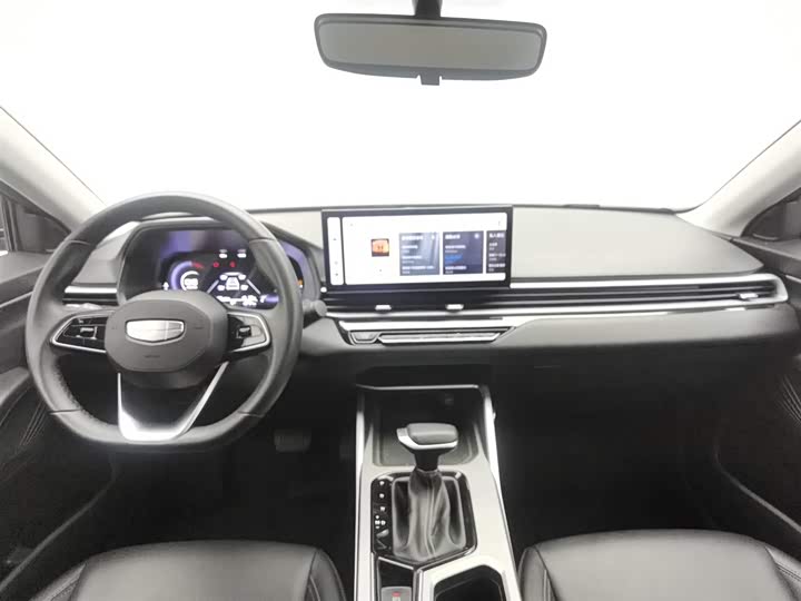 Фото 5 - Geely Emgrand