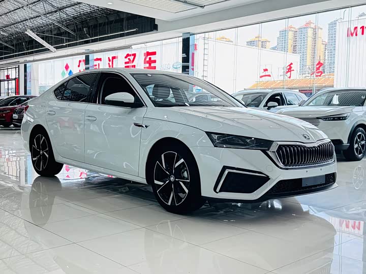 2023 Skoda Octavia Pro