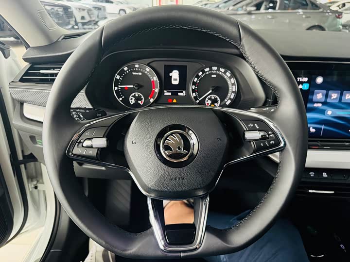 2023 Skoda Octavia Pro