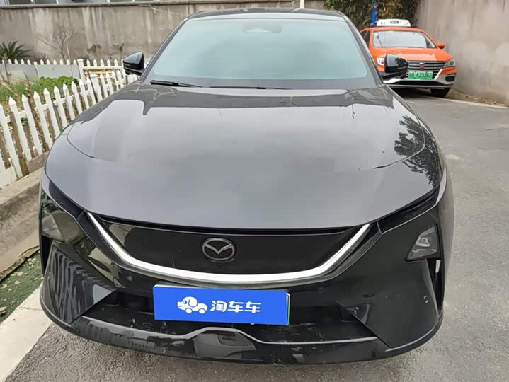 Mazda EZ-60 2025 2025款 增程200 Max