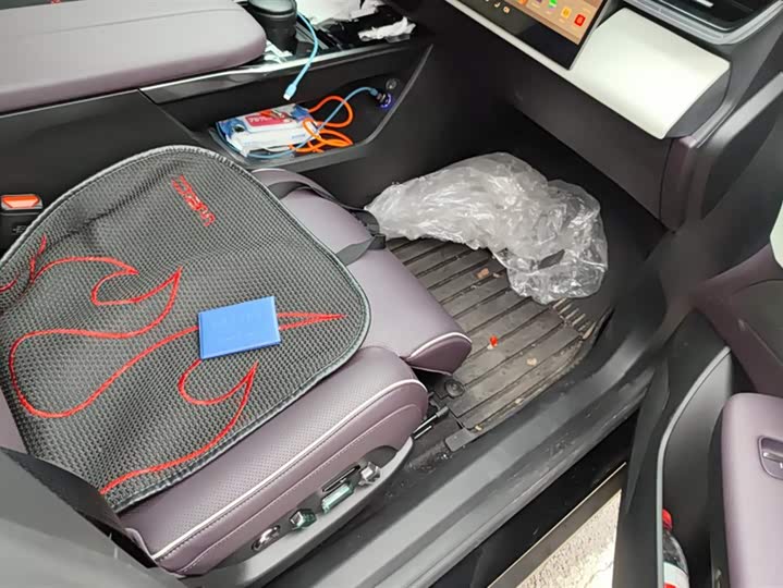 Mazda EZ-60 2025 2025款 增程200 Max
