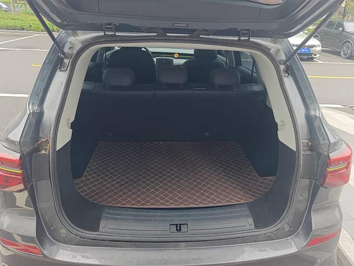 Photo 4 - Roewe RX5