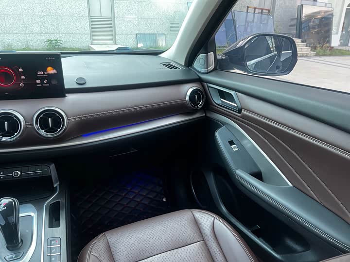 Wey VV6 2021 2021款 2.0T 两驱智享+