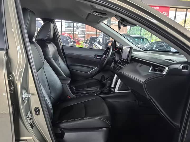 Toyota Corolla Cross 2023 2023款 2.0L 先锋版