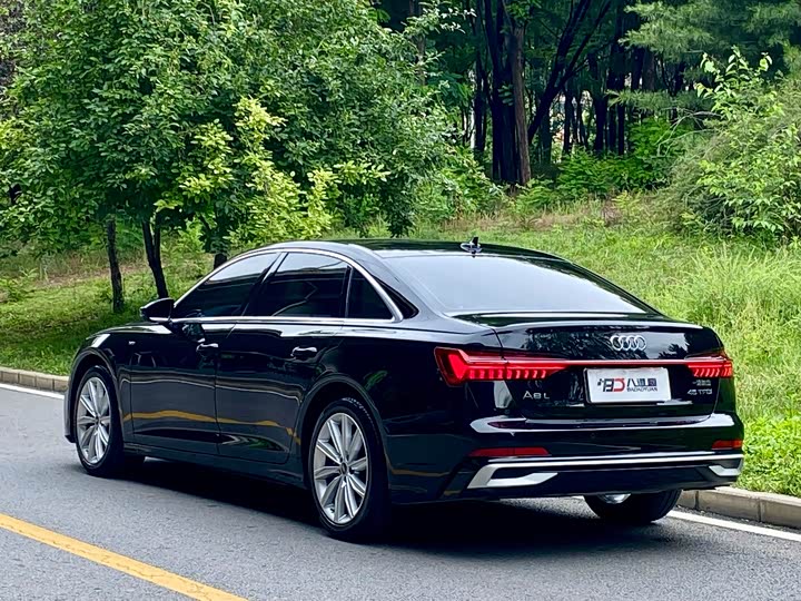 Zdjęcie 2 - Audi A6L