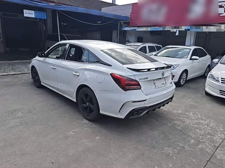 2022 MG Motor 5 Scorpio