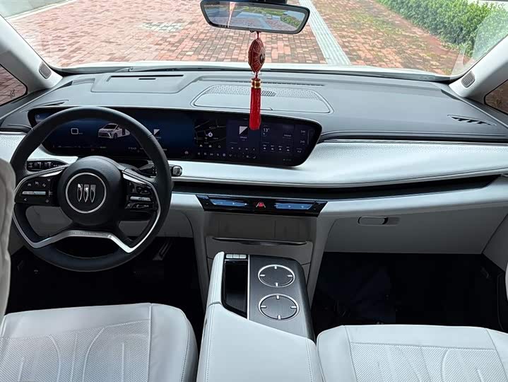 Фото 6 - Buick GL8 Hybrid