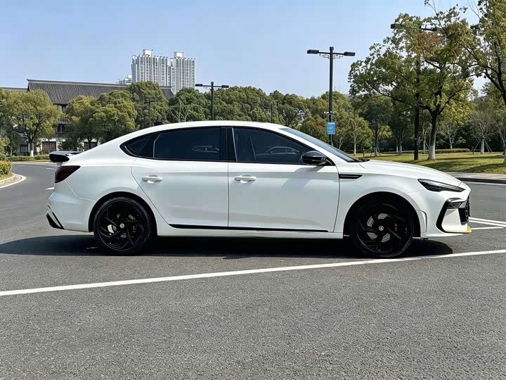 MG Motor 6 2021 2021款 1.5T 自动领潮智装版
