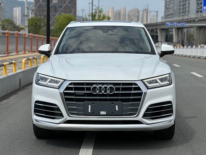 Audi Q5L 2020 2020款 45 TFSI 尊享时尚型