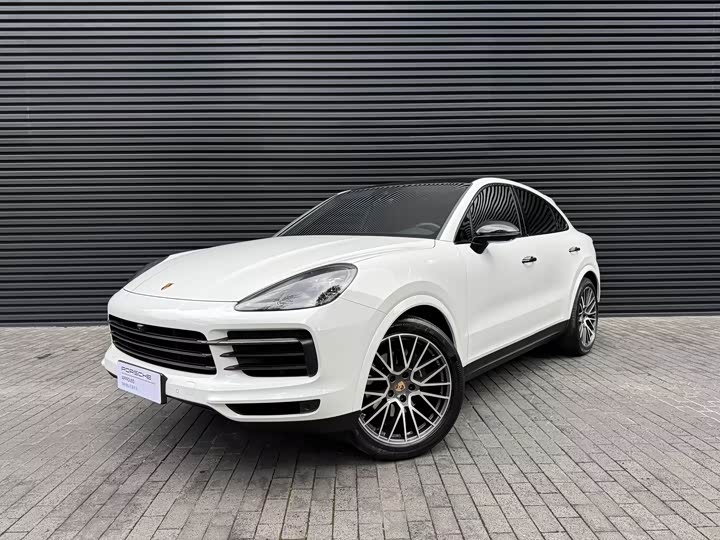 Photo 1 - Porsche Cayenne